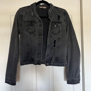 Love this jeans jacket and goes with everything !